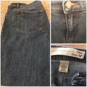 Lane Bryant / Venezia Bootcut Jeans Sz 20 Average